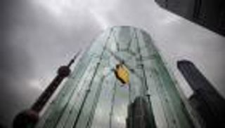 "أبل" تمتثل لقانون الصين بأول مركز بيانات