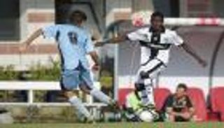 لاعب غاني يعترف بقتل والدته وشقيقته في إيطاليا