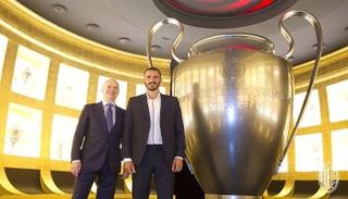 ميلان يعلن ضم بونوتشي