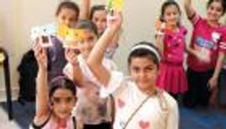 "ورق وكرتون" أعمال فنية بملتقى الحمرية الصيفي الـ 22 في الشارقة