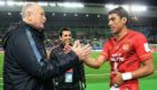 سكولاري ينفي الخلاف مع باولينيو بسبب برشلونة