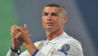 رونالدو يبدأ موسمه مع الريال بـ"كلاسيكو السوبر"