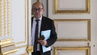  وزير الخارجية الفرنسي جان إيف لودريان 