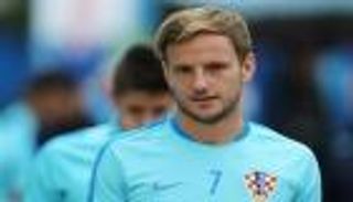 ثورة ميلان تحاول استقطاب راكيتيتش