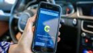 "كريم" تشتري حصة في شركة سيارات مصرية ناشئة