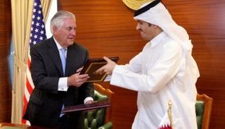 وزير الخارجية الأمريكي مع نظيره القطري