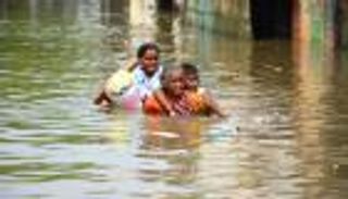 الفيضانات تقتل 76 شخصا في الهند