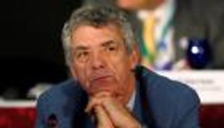 اعتقال فيار رئيس الاتحاد الإسباني