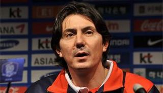 بني ياس يعلن موعد تقديم مدربه الجديد