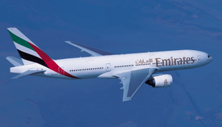 طيران الإمارات 