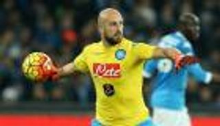 سيتي يضغط على نابولي لتجديد عقد رينا