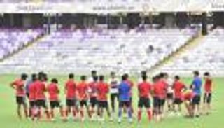 الأبيض الأولمبي يواجه أوزبكستان بفرصتين للتأهل