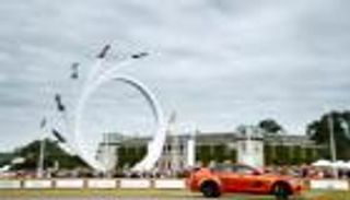 جاكوار "XE SV PROJECT 8" تفوز بجائزة "شو ستوبر" بعد ٤ أيام من ظهورها