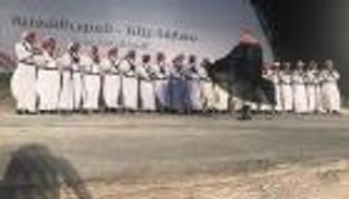 عروض فنية من لوني الدحه والخبيتي في سوق عكاظ