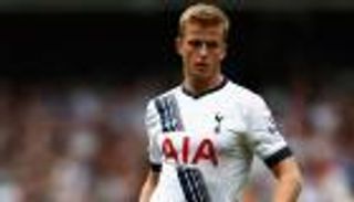 يونايتد ينهي اهتمامه بداير بسبب تعنت توتنهام