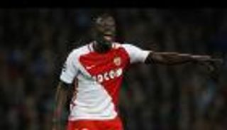 شرط غريب من موناكو لبيع ميندي للسيتي