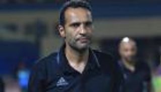 سموحة يكافئ مدربه المتأهل في الكأس بالاستغناء