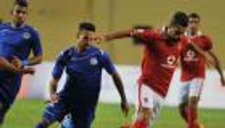 الأهلي المصري يوضح حقيقة القبض على نجمه