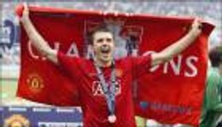 كاريك: الاكتفاء بمركز بين الأربعة الكبار ليس كافيا