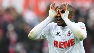 موديست يكشف عن مريديه قبل الرحيل للصين