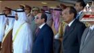 بالفيديو: السيسي يفتتح قاعدة "محمد نجيب" بحضور محمد بن زايد وأمير مكة