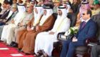 بالفيديو.. السيسي يفتتح قاعدة "محمد نجيب" بحضور محمد بن زايد وأمير مكة