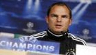 دي بور يطالب الحكام بحماية زاها