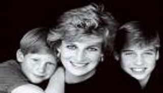 نجلا ديانا يستعيدان ذكرياتهما مع والدتهما في فيلم