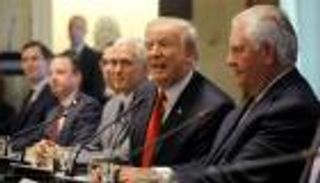 صحف أمريكية: هل سيخرج تيلرسون من إدارة ترامب؟