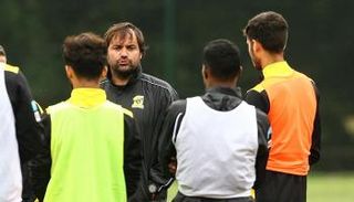 اتحاد جدة ينهي معسكر بولتون وسط رضا إداري