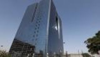 أزمة مصرفية مرتقبة تضرب إيران بعد العقوبات الأمريكية