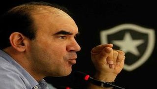 مدرب النصر السعودي يوضح أسباب السقوط عربيا