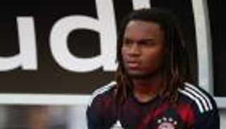 ميلان يكشف سبب توقف مفاوضات ضم ريناتو