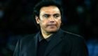 مهاجم الريال السابق يدعم "جنون" سوق الانتقالات