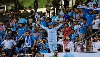 جماهير الفيصلي تهتف للأقصى قبل موقعة الوحدة