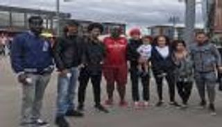 أرسنال يكرّم 400 إطفائي خلال مباراة بنفيكا