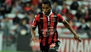 إنتر على بعد خطوة من ضم ظهير نيس