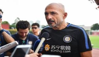 سباليتي ينتقد لاعبيه بعد الفوز على تشيلسي