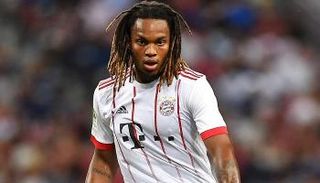 لاعب الإنتر ينصح ريناتو سانشيز بالانتقال لميلان