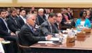 خبير أمريكي يطالب الكونجرس بمزيد من الضغط على قطر