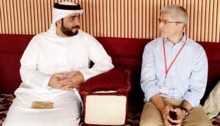 جانب من لقاءات مدير الهلال الأحمر الإماراتي