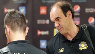 رئيس النصر يوضح حقيقة إقالة جوميز