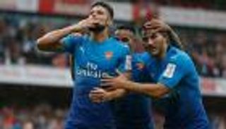 احتفال جيرو يحسم مستقبله مع أرسنال