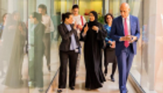 وفد المستشفى الكندي يزور "صحة دبي"