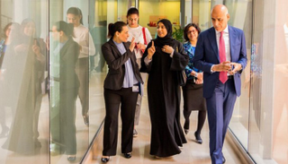 زيارة وفد من الهيئة للمستشفى الكندي التخصصي