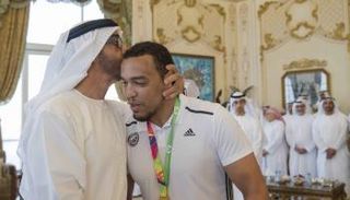 الشيخ محمد بن زايد يستقبل "فيصل الكتبي" الفائز بميداليتين في رياضة الجوجيتسو