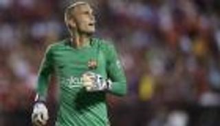 بنفيكا يحلم بضم حارس برشلونة