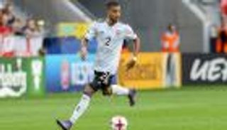 مدرب هوفنهايم ينفي التخلي عن مدافع ألمانيا الواعد