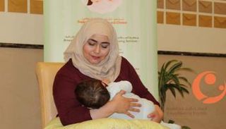  الدكتورة سندس العجرم٬ طبيبة أطفال ورضاعة طبيعية 