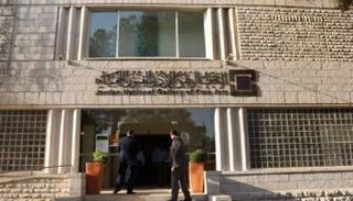 يشارك فيه 120 فنانا من 26 دولة عربية وأجنبية